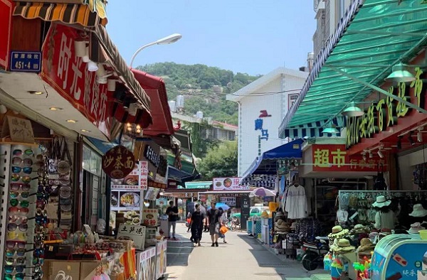 在三線城市開(kāi)小零食加盟店賺錢嗎？